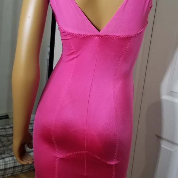 Victoria Secret Push Up Slip with Panty (Super tight like an XS) - Picture 3 of 3